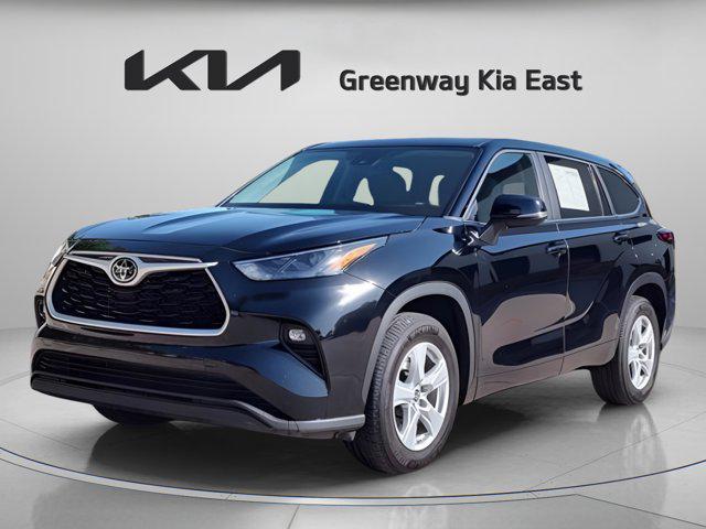 used 2024 Toyota Highlander car, priced at $36,592