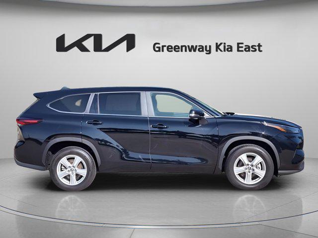 used 2024 Toyota Highlander car, priced at $36,592