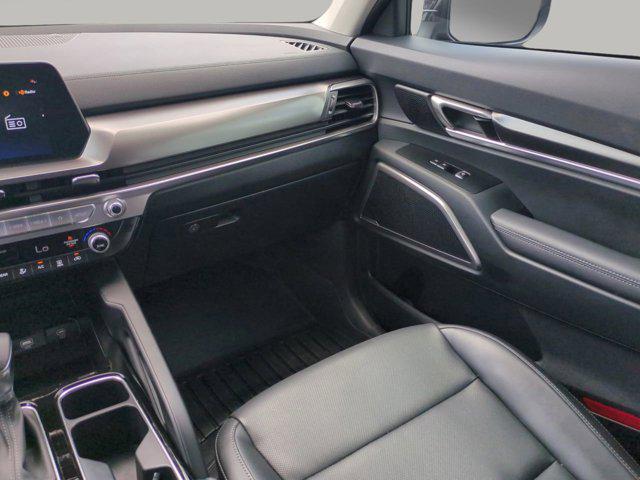used 2025 Kia Telluride car, priced at $35,591