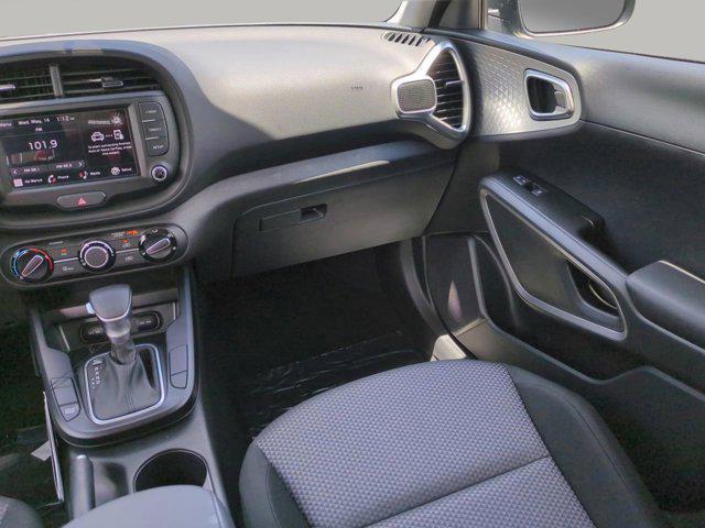 new 2025 Kia Soul car, priced at $19,933