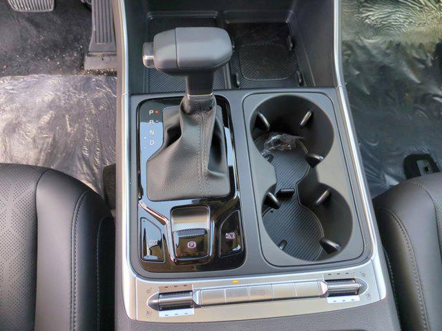 new 2025 Kia Carnival car, priced at $45,217