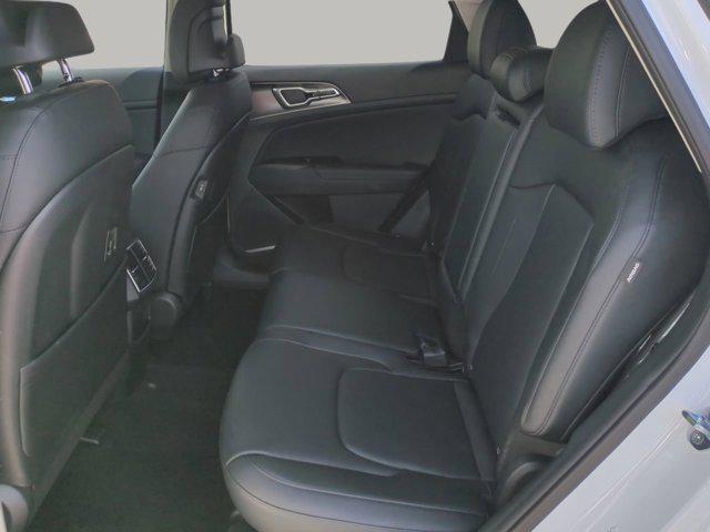 new 2025 Kia Sportage car, priced at $28,753