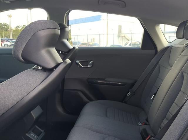 new 2025 Kia K4 car, priced at $23,665