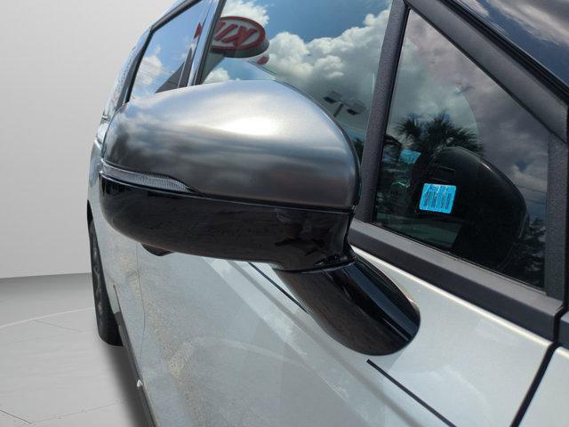 new 2025 Kia Carnival Hybrid car, priced at $53,174