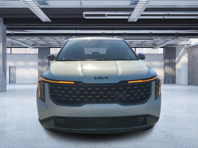 new 2025 Kia Carnival Hybrid car, priced at $53,745