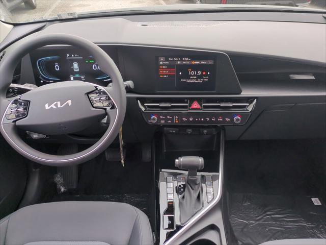 new 2025 Kia Niro car, priced at $27,693