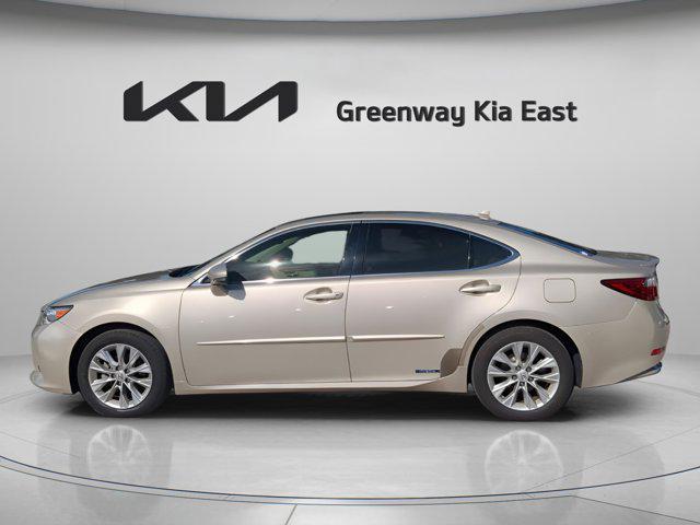 used 2014 Lexus ES 300h car, priced at $14,992