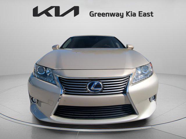 used 2014 Lexus ES 300h car, priced at $14,992
