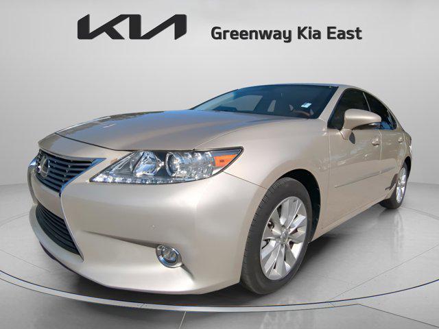 used 2014 Lexus ES 300h car, priced at $14,992