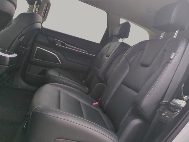new 2025 Kia Telluride car, priced at $38,202