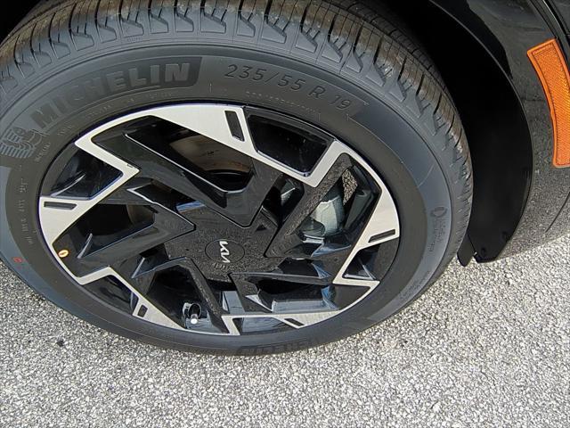 new 2025 Kia Sportage car, priced at $34,007