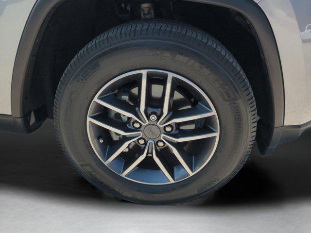 used 2019 Jeep Grand Cherokee car, priced at $19,599