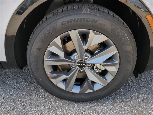 new 2025 Kia Sportage car, priced at $32,499