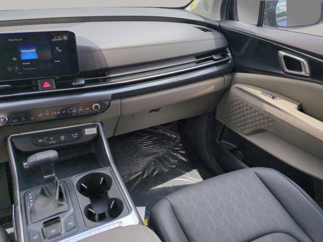 new 2025 Kia Carnival car, priced at $38,096