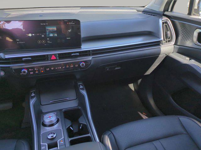 new 2025 Kia Sorento Hybrid car, priced at $37,988