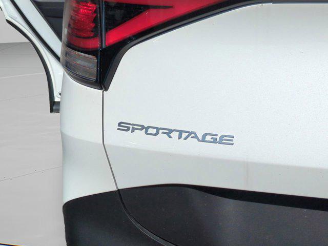new 2025 Kia Sportage Hybrid car, priced at $28,062