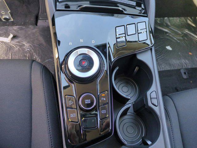 new 2025 Kia Sportage Hybrid car, priced at $28,062