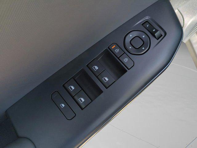 new 2025 Kia K4 car, priced at $22,167
