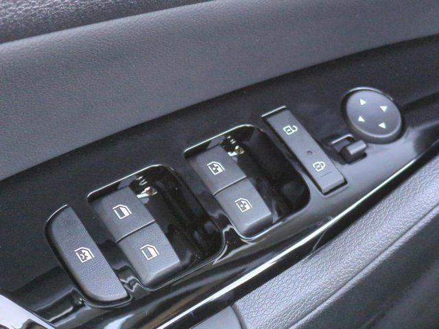 new 2025 Kia Sportage car, priced at $29,639