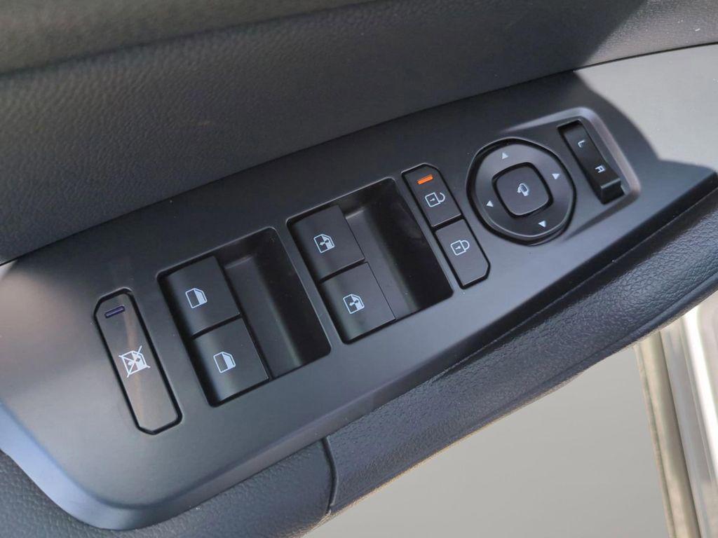 new 2026 Kia Sportage Hybrid car, priced at $39,886