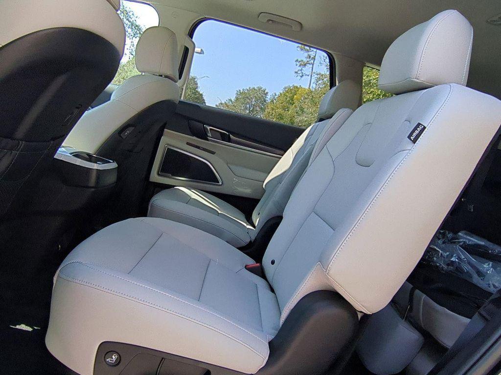 new 2025 Kia Telluride car, priced at $38,762