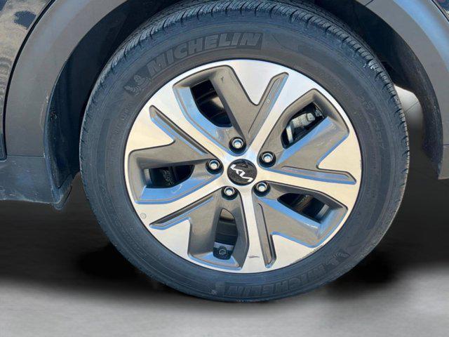 used 2022 Kia Niro EV car, priced at $21,395
