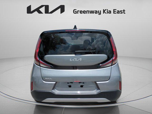 new 2025 Kia Soul car, priced at $19,933