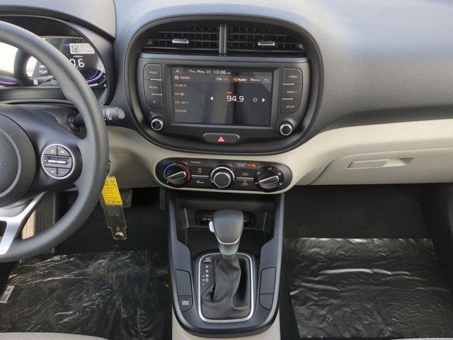 new 2025 Kia Soul car, priced at $19,634