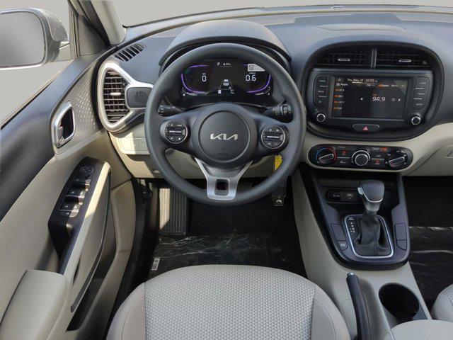 new 2025 Kia Soul car, priced at $19,634