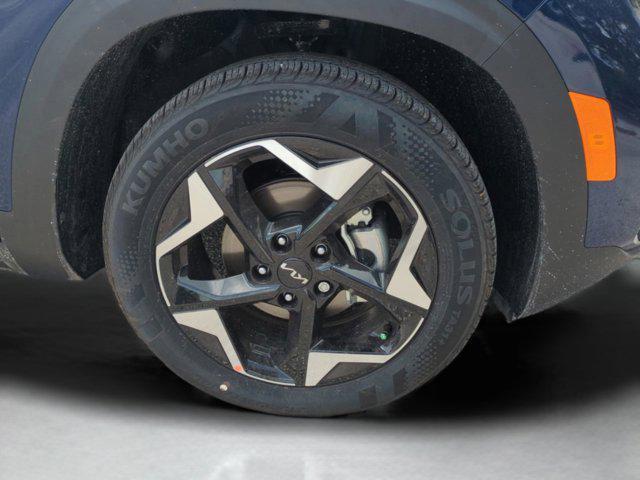 new 2025 Kia Seltos car, priced at $26,013