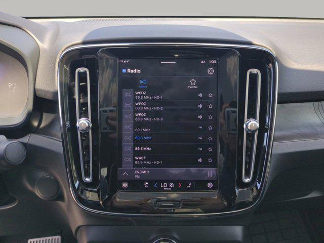 used 2023 Volvo C40 Recharge Pure Electric car, priced at $31,591