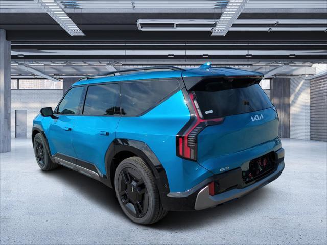 new 2025 Kia EV9 car, priced at $68,377