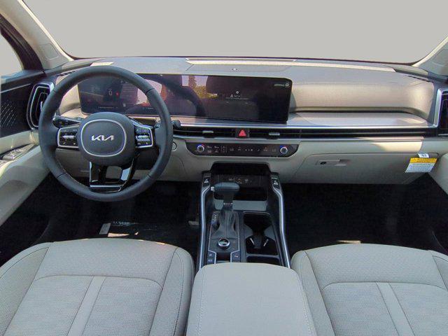 new 2025 Kia Sorento car, priced at $35,678