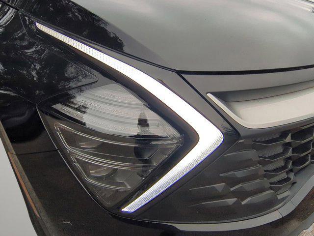 new 2025 Kia Sportage Hybrid car, priced at $27,695