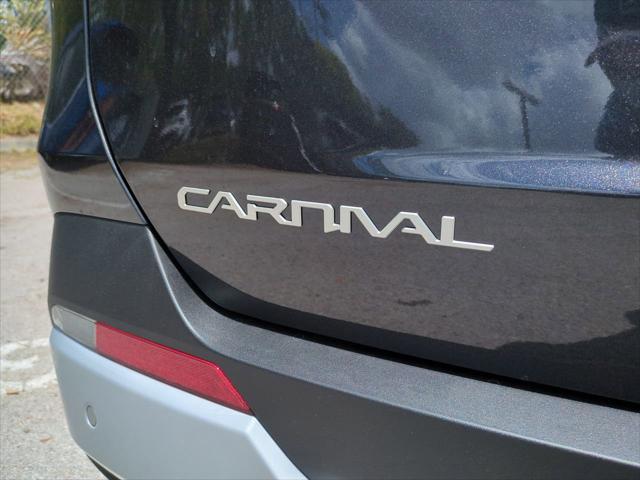 new 2025 Kia Carnival car, priced at $39,450