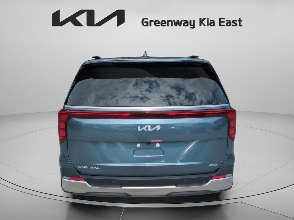 new 2026 Kia Carnival Hybrid car, priced at $47,771