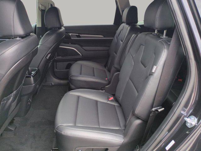 new 2025 Kia Telluride car, priced at $37,673