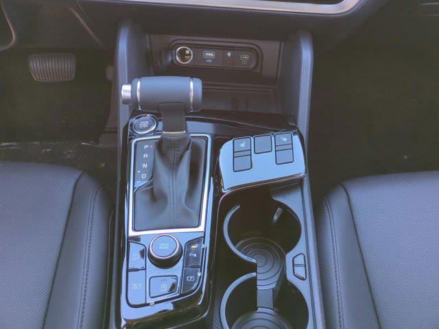 new 2025 Kia Sportage car, priced at $31,999