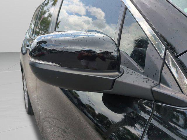 used 2022 Honda Pilot car, priced at $28,396