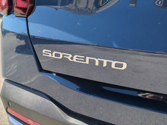 new 2025 Kia Sorento car, priced at $35,523