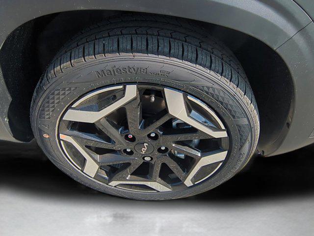 new 2025 Kia Seltos car, priced at $29,733