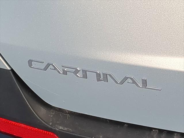 new 2025 Kia Carnival car, priced at $52,532