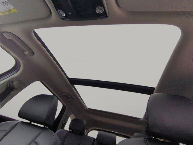 new 2025 Kia Sorento car, priced at $35,463