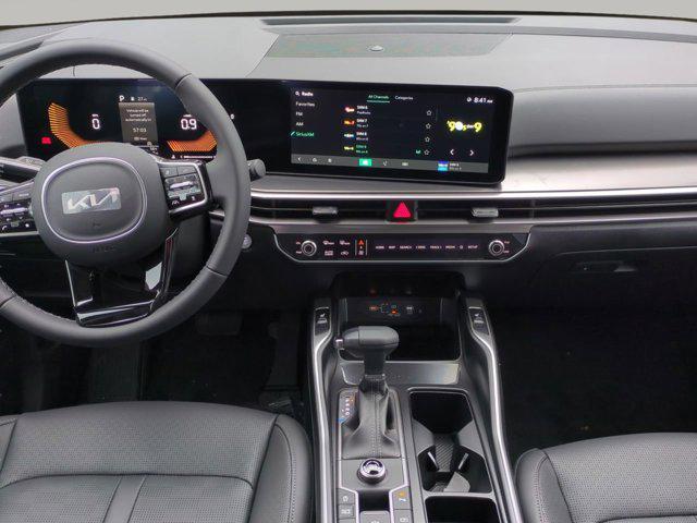 new 2025 Kia Sorento car, priced at $35,463