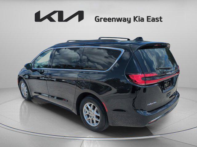 used 2022 Chrysler Pacifica car, priced at $20,493