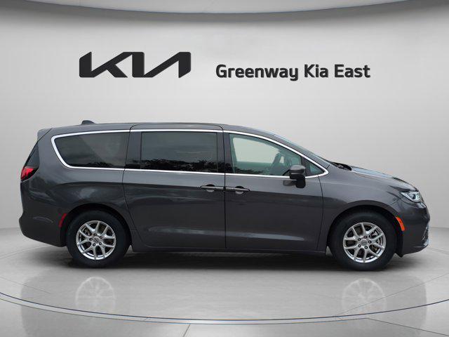 used 2023 Chrysler Pacifica car, priced at $23,995