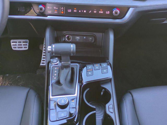 new 2025 Kia Sportage car, priced at $36,928