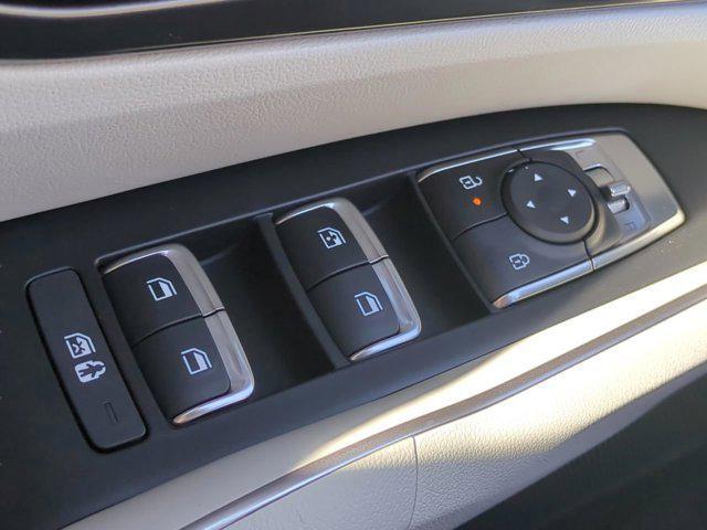 new 2025 Kia Sorento car, priced at $33,533