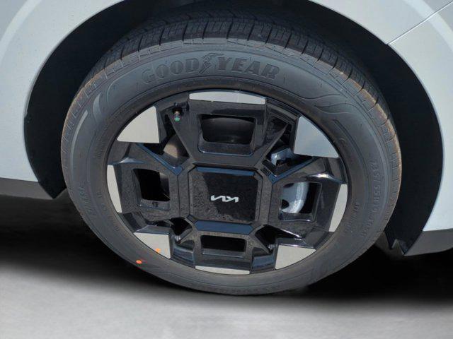 new 2025 Kia Carnival car, priced at $40,545