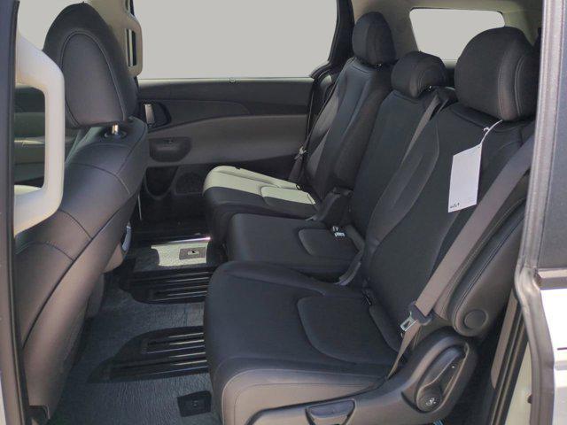 new 2025 Kia Carnival car, priced at $40,545